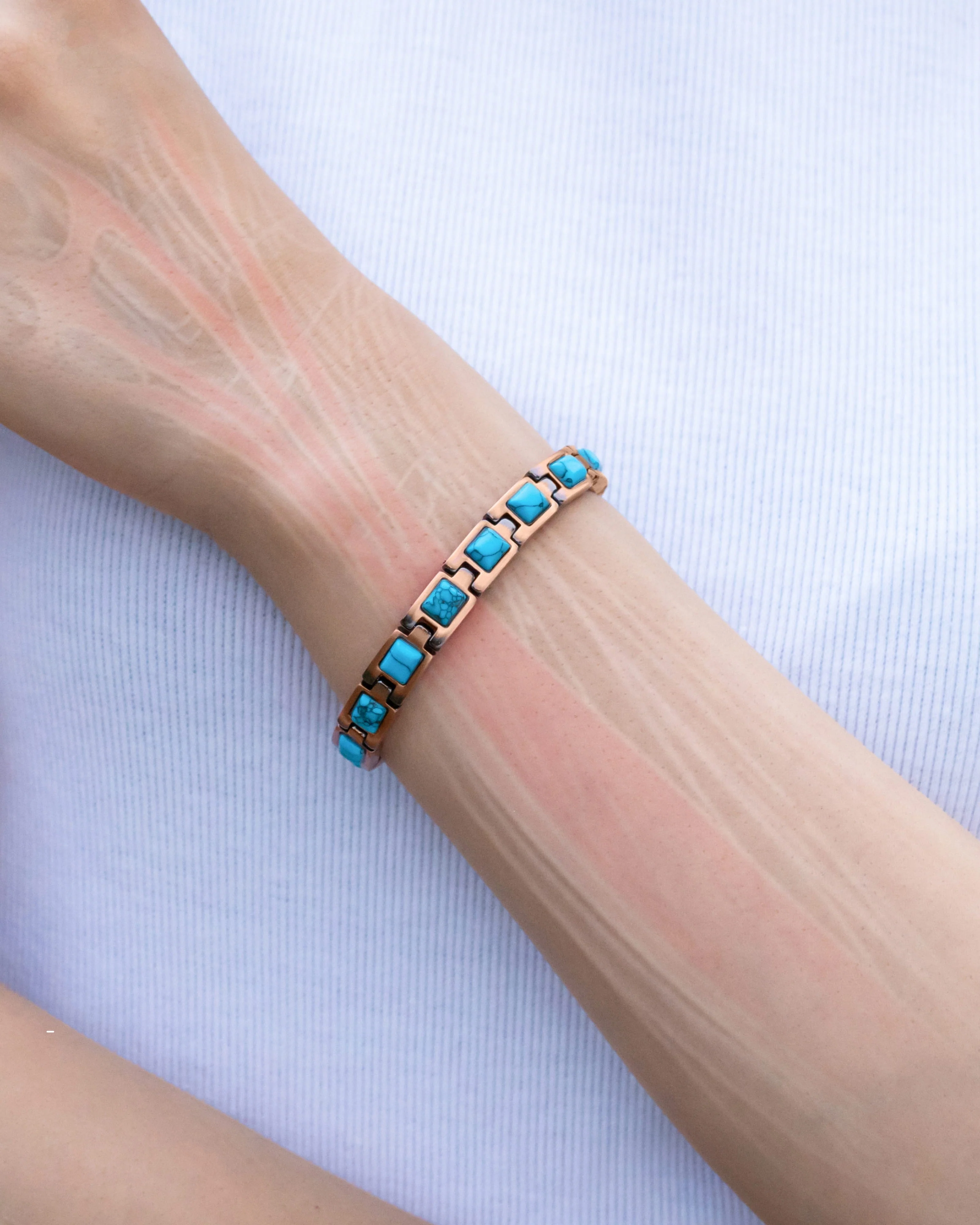 Women's Ultra Strength Pure Copper Magnetic Bracelet (Classic Turquoise) - Image 2